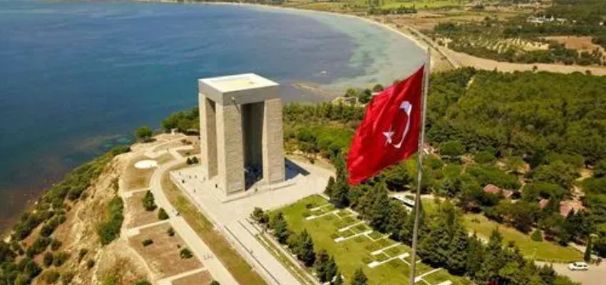 Gelibolu Tarih Rotaları: Şehitlikler ve Anzak Koyu Rehberi